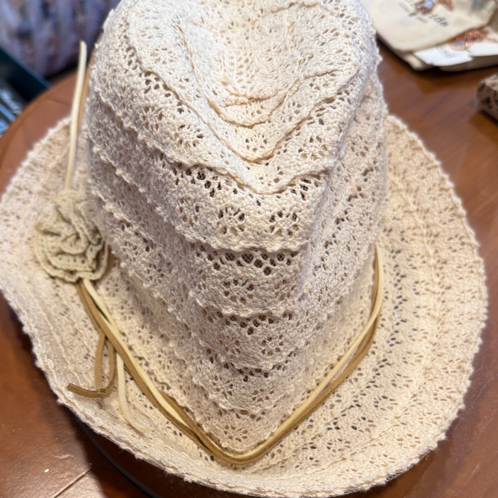 Elegant Cream Crochet Women's Hat